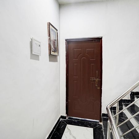 Hotel O Laxmi Guest House Waranasi Zewnętrze zdjęcie